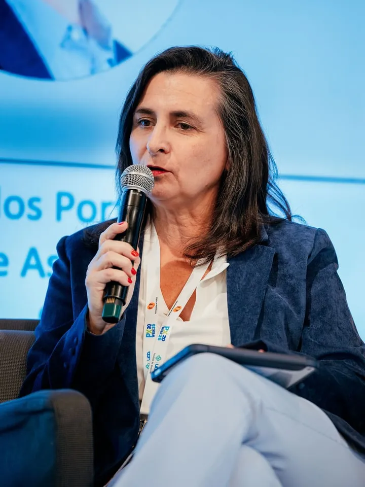 Claudia Papić, CANALAB
